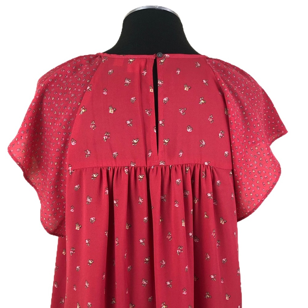 GAP - Rose Flutter Top - Picture 7 of 10